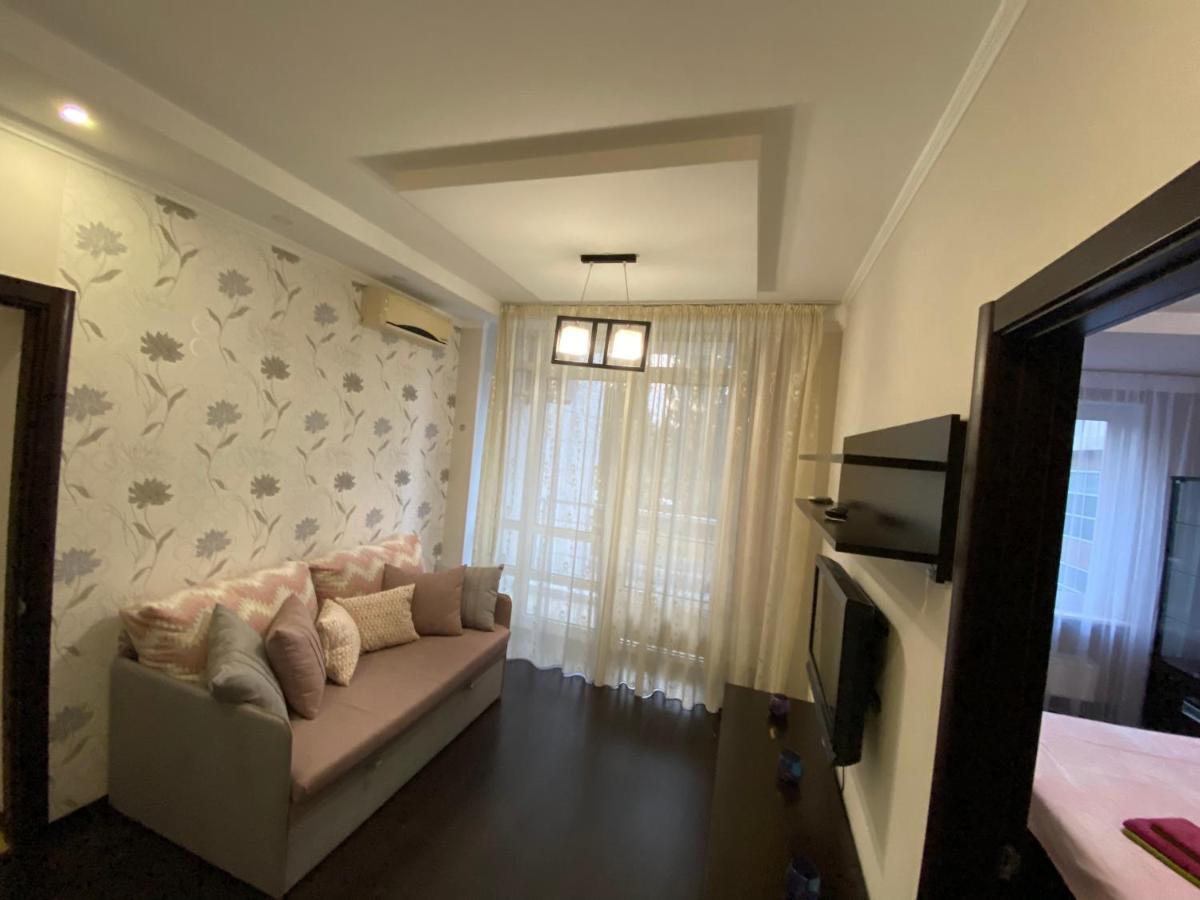 Ferienwohnung Апартементи На Французькому Бульвару Odessa Exterior foto